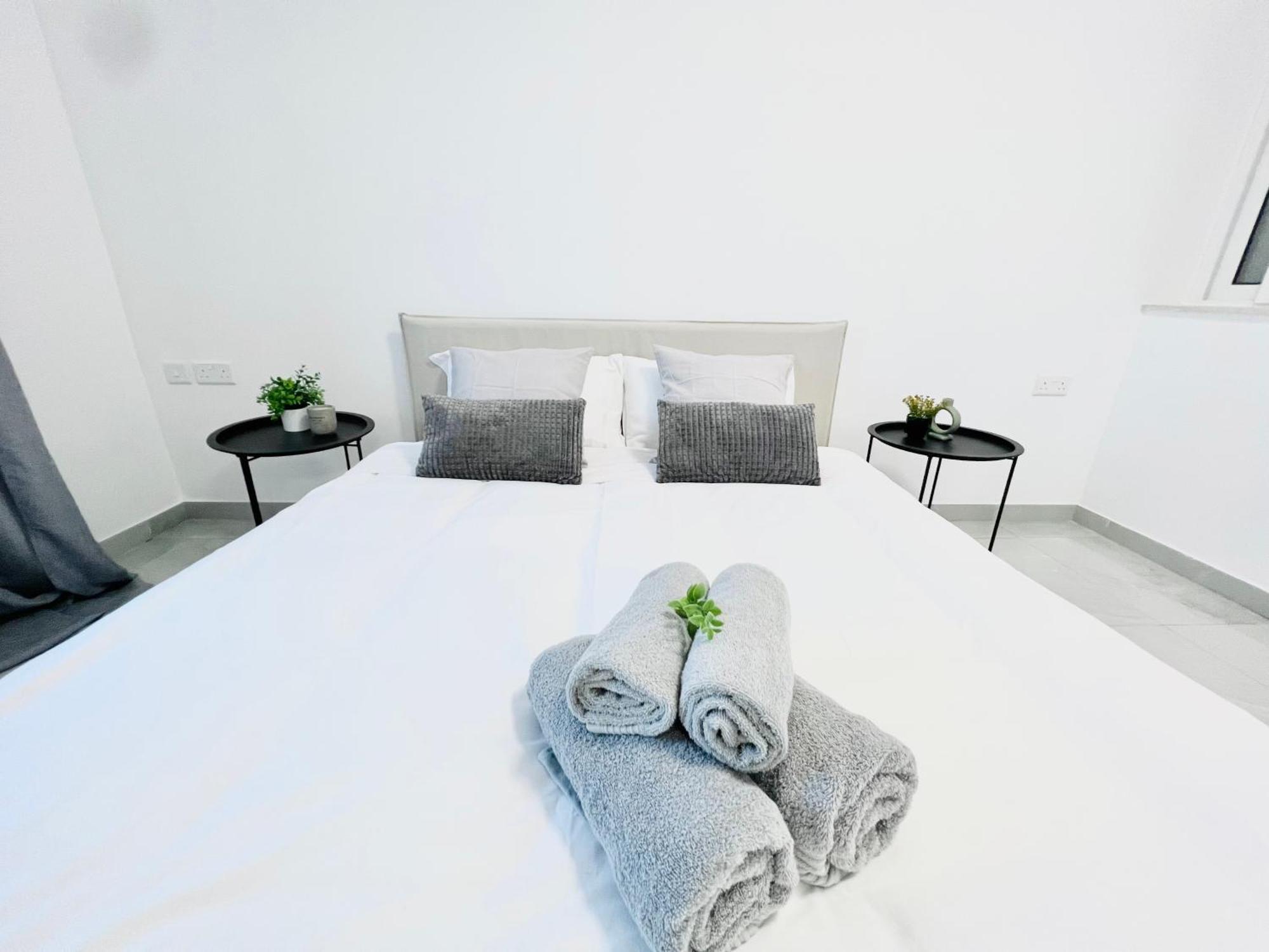 Sunshine Suits - Brand New Apartments Msida Exteriér fotografie